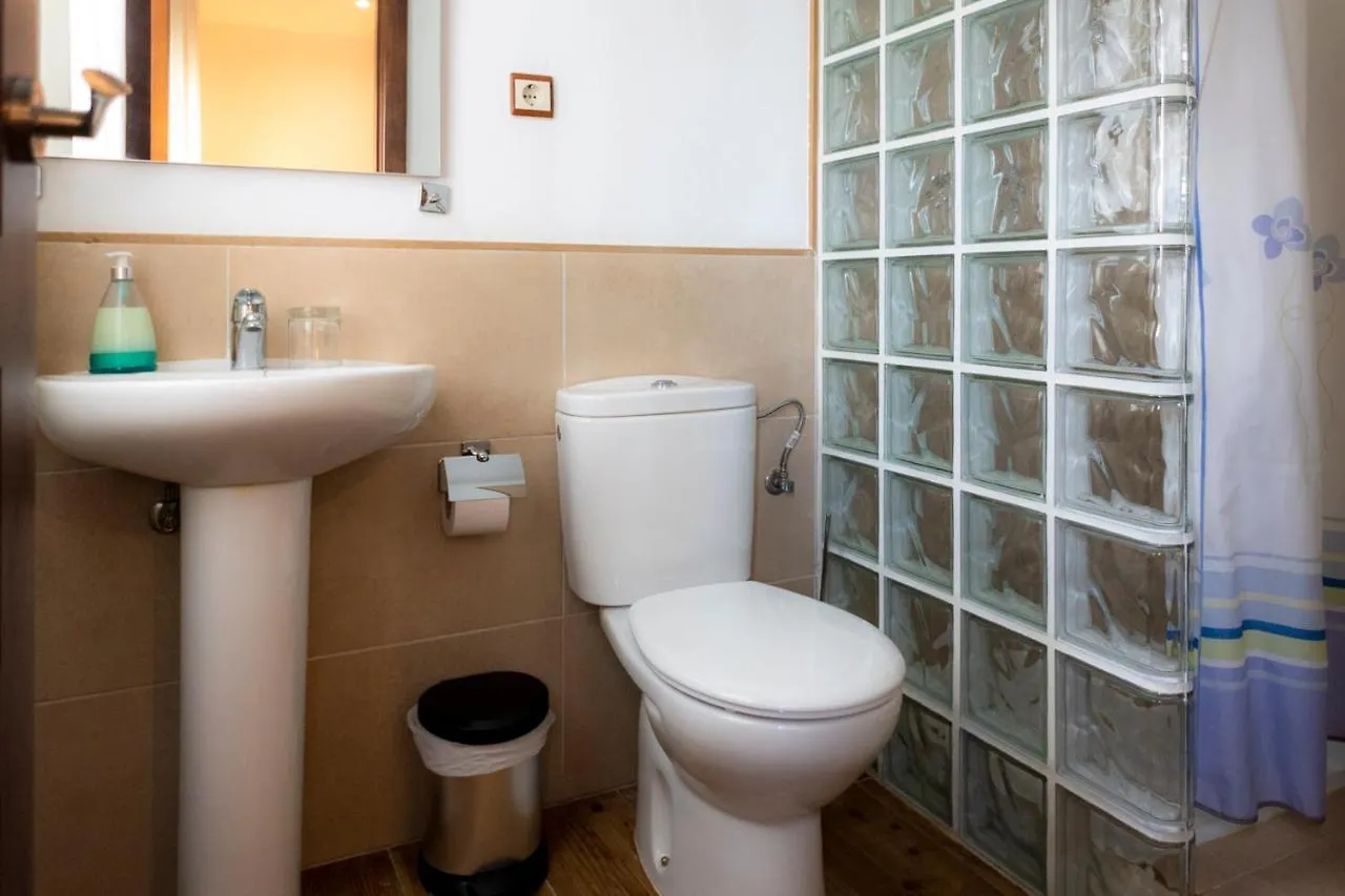 Lagar Del Chorro Junto Caminito Del Rey Piscina Y Baloncesto Daire İspanya