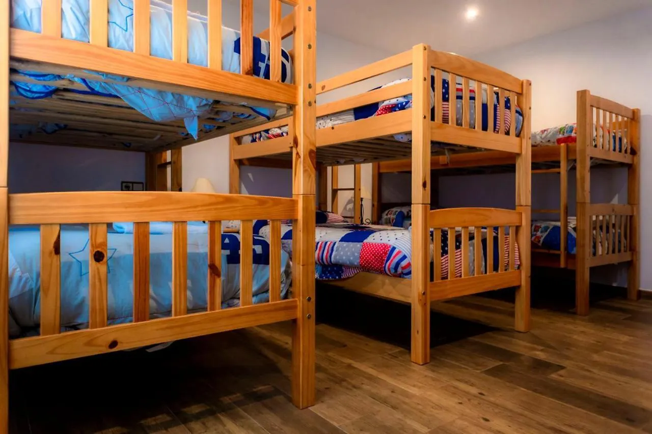 Lagar Del Chorro Junto Caminito Del Rey Piscina Y Baloncesto Daire